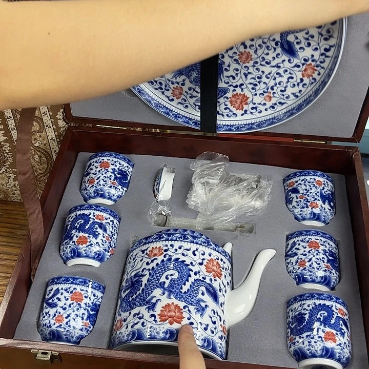 孤品茶具套装等。