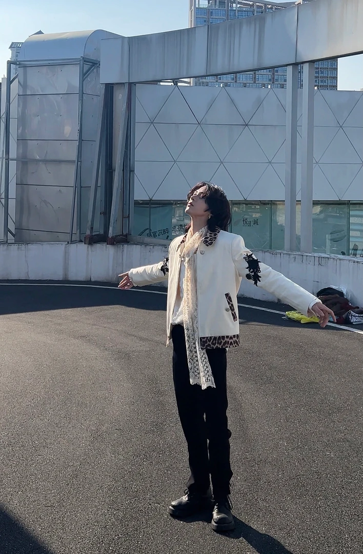 YUCGERX【乘风】小众原创设计师高级感时尚大牌秋冬豹纹刺绣花夹克