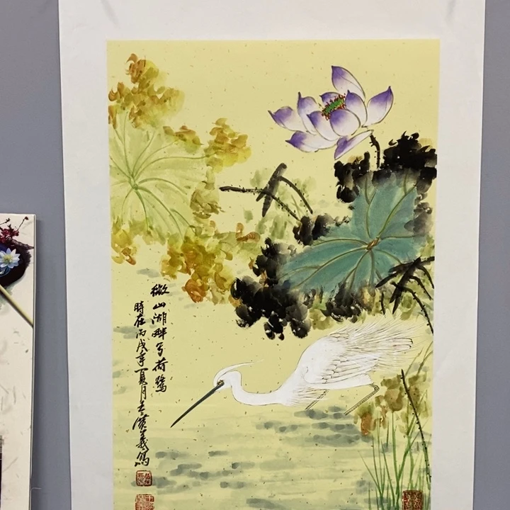 手绘作品等多种形式进行