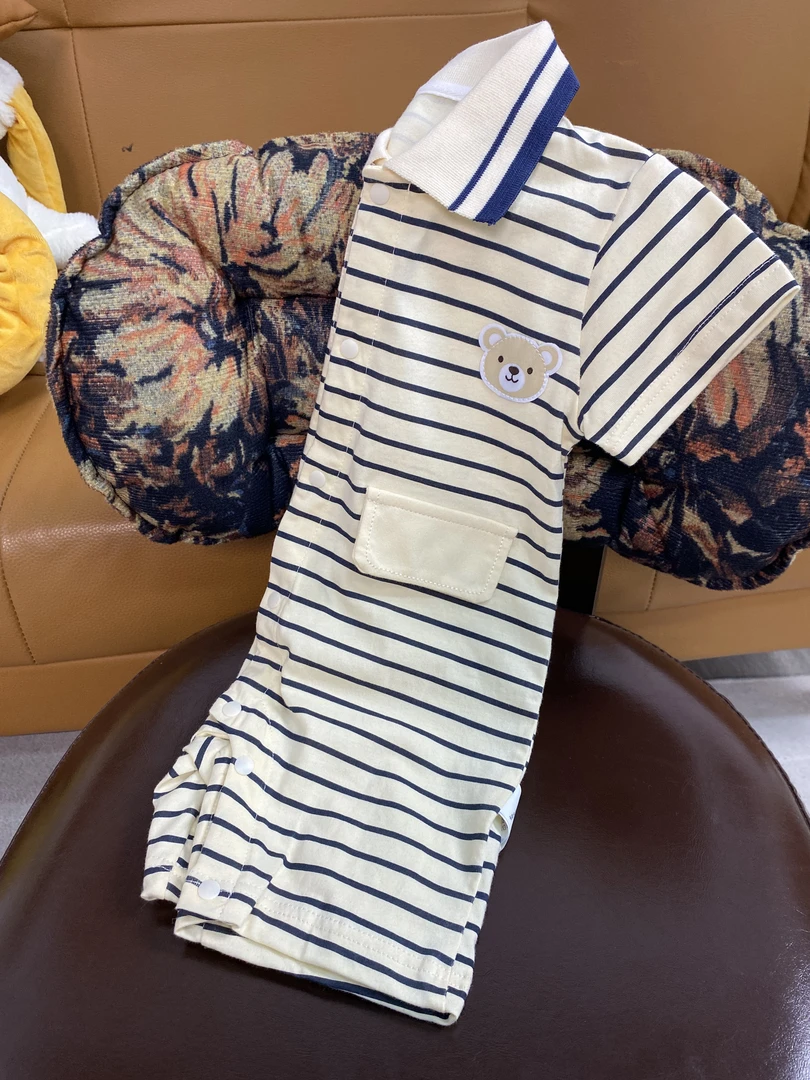 【甜粿家-男宝婴童夏季纯棉小熊口袋条纹连体短爬哈衣】