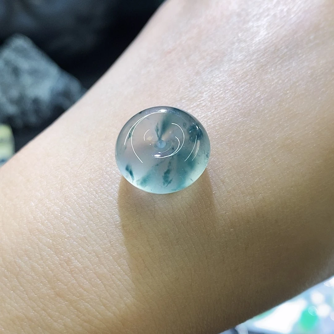 未镶嵌挂件翡翠福利亏清