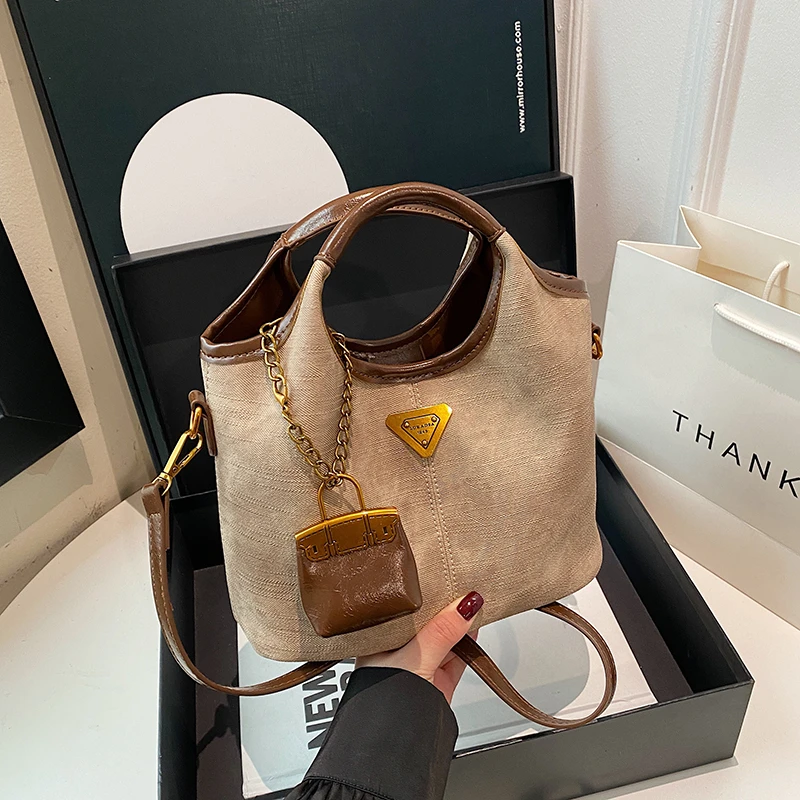 新款时尚轻奢百搭潮流女士单肩斜挎包T-1161卡其