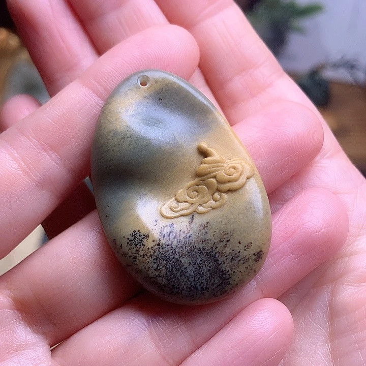 岫岩河磨玉（透闪石质玉）挂件未镶嵌