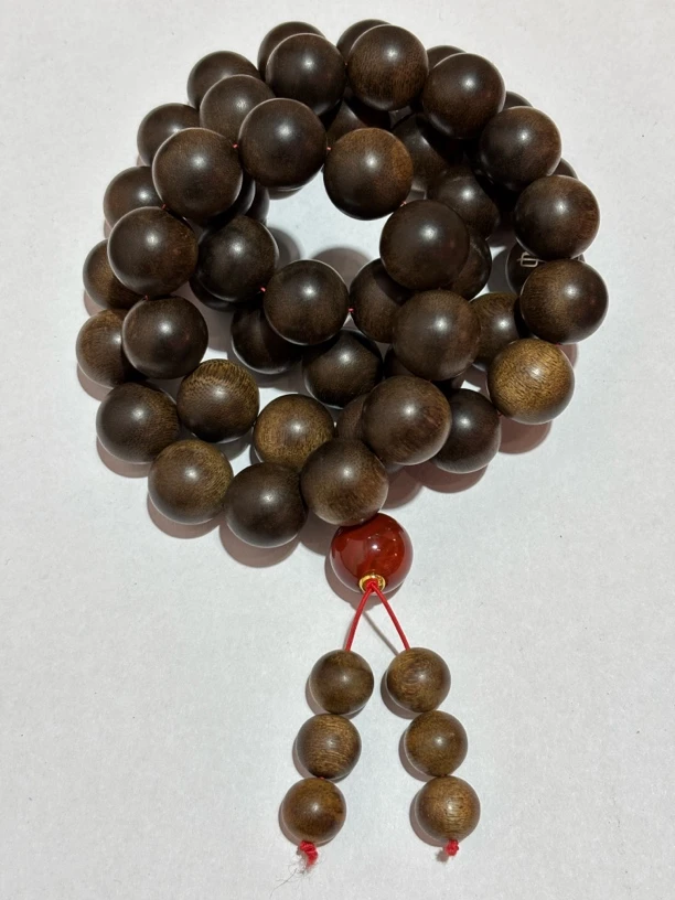 沉香 芽庄雷击留疤玉化白奇楠长串2.0双标