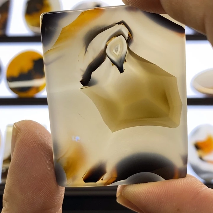 玛瑙/玉髓合金颈饰