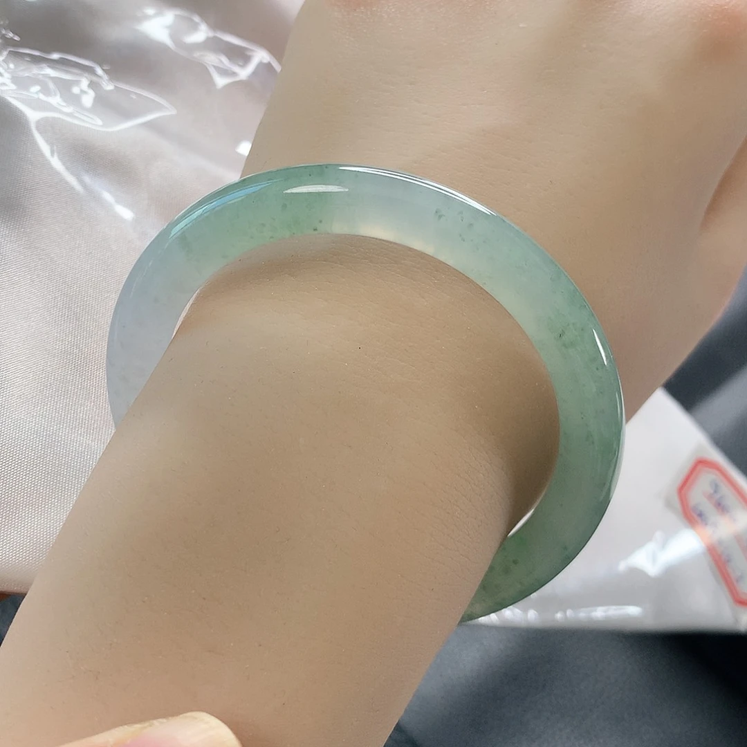 未镶嵌手镯翡翠 圆条⑨⑦⭐⭐强推