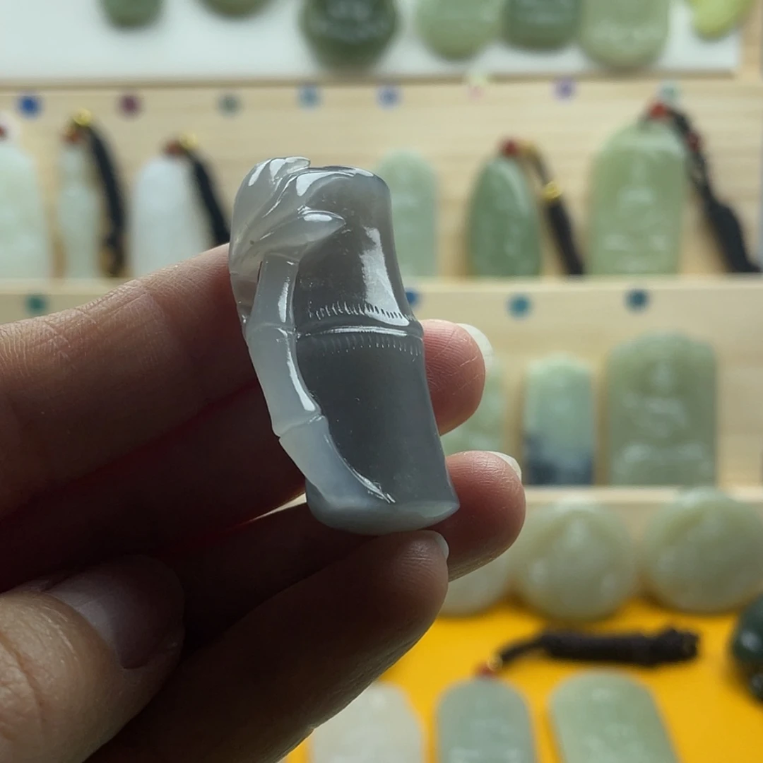 【闪购商品】竹节吊坠