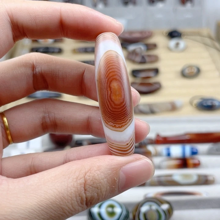 玛瑙/玉髓颈饰未镶嵌瑞*