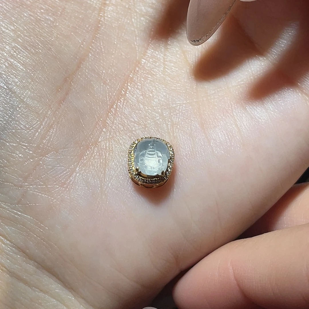 吊坠(不含链)18K金镶嵌翡翠