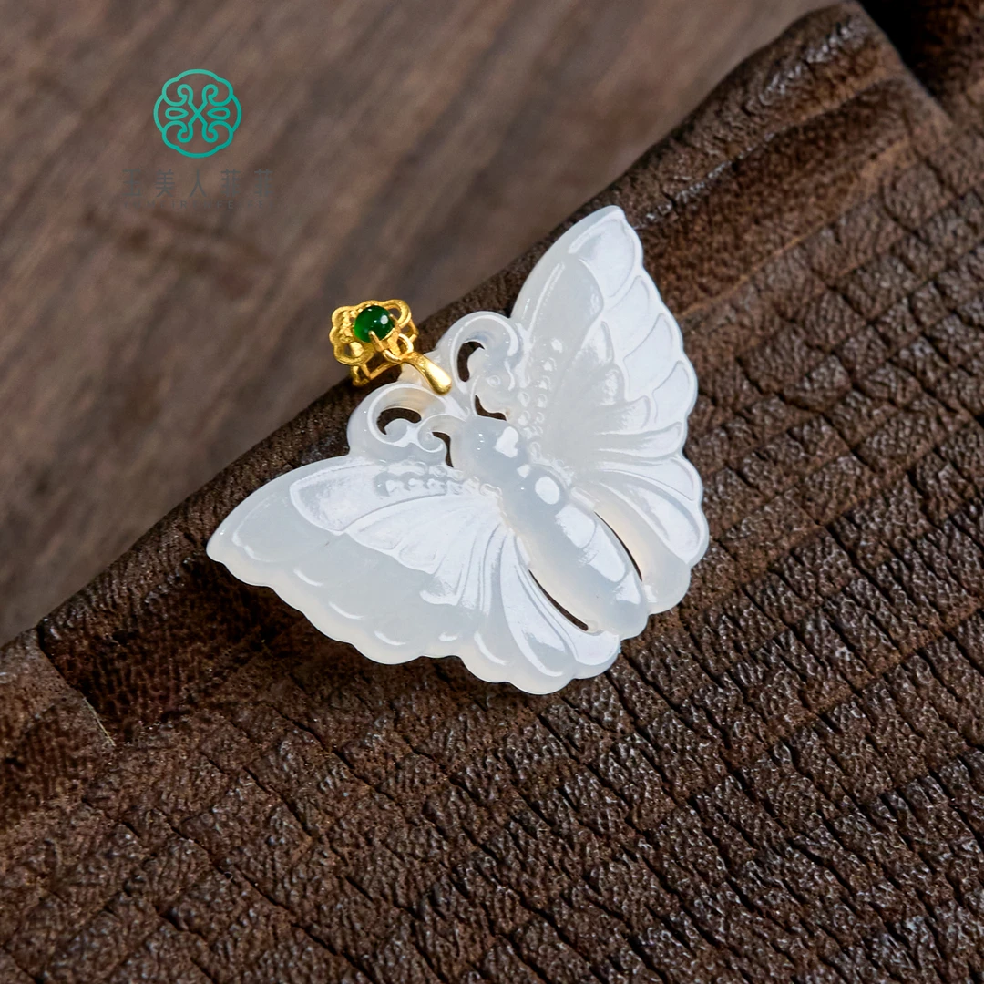 石惑珠宝*和田玉蝴蝶约28*18mm吊坠/赠链