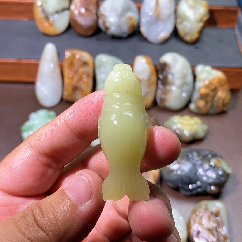 【闪购商品】和田玉未镶嵌颈饰?**。