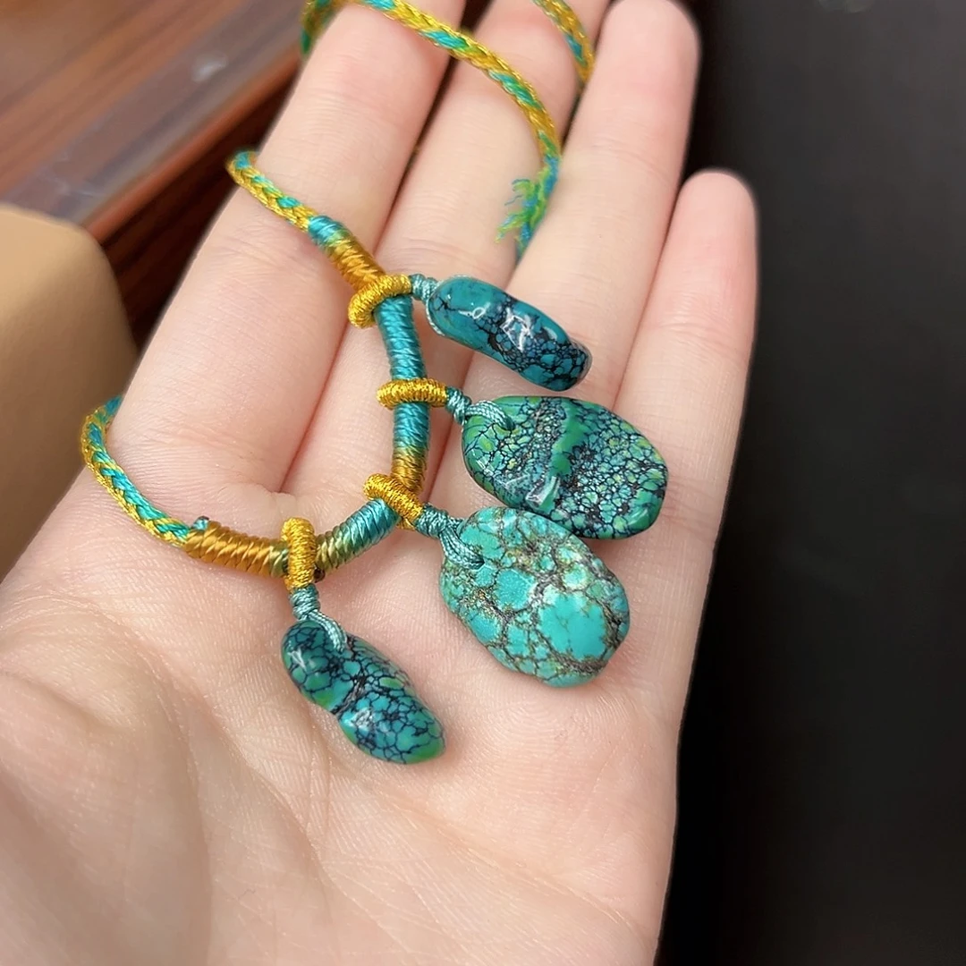 未镶嵌绿松石珠宝奇石