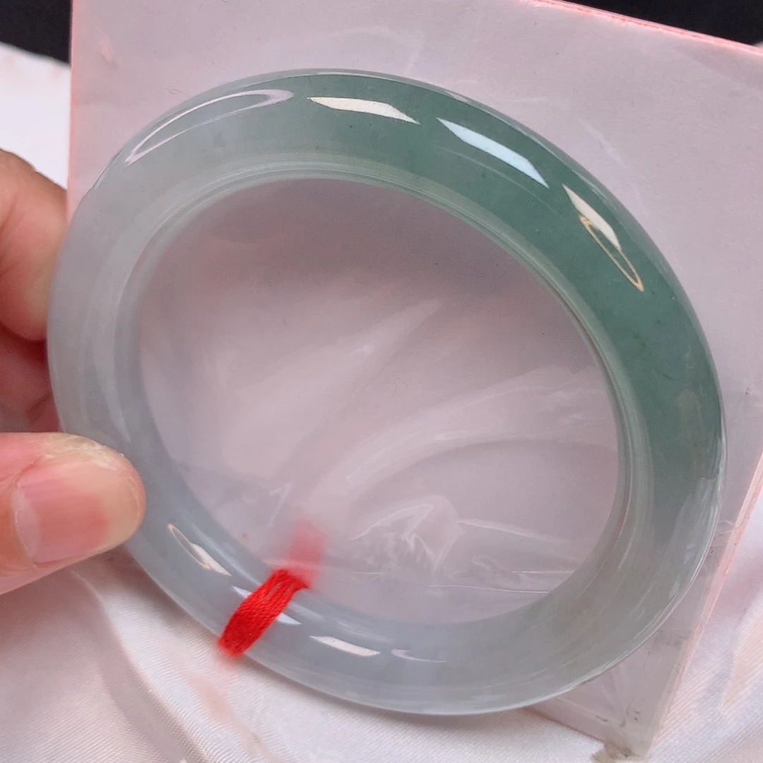 翡翠手镯未镶嵌55+ 翡翠手镯