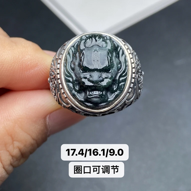 【墨翠戒指】  s925银镶嵌 灯打通透 品相饱满大气 尺寸如图一