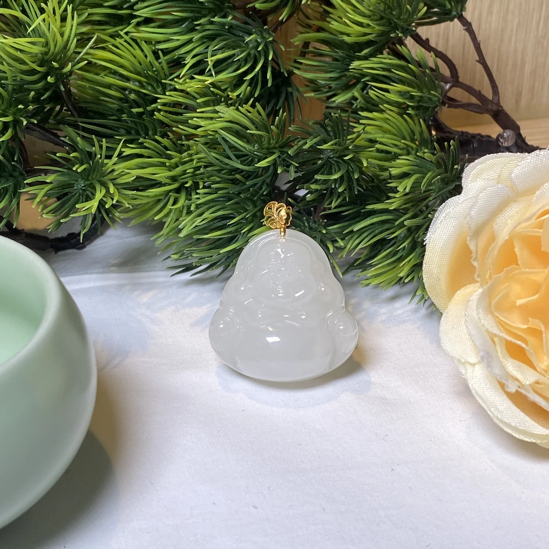 【小北好物】18k金和田玉吊坠-16QH220X206【多样性发-】约28*28mm