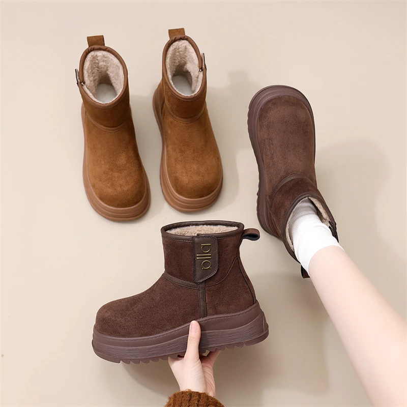 厚底显脚小雪地靴女2025冬季新款经典复古加绒保暖轻便魔术贴短靴