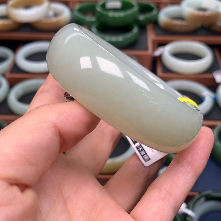 和田玉手镯5556圈口未镶嵌