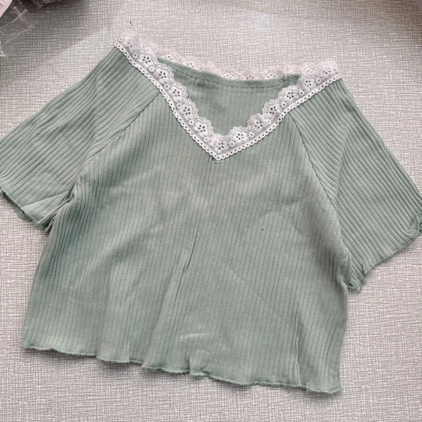 绿色蕾丝花边儿童纯棉短袖夏季t恤