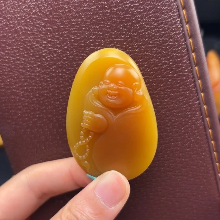 用***8石英质玉吊坠未镶嵌