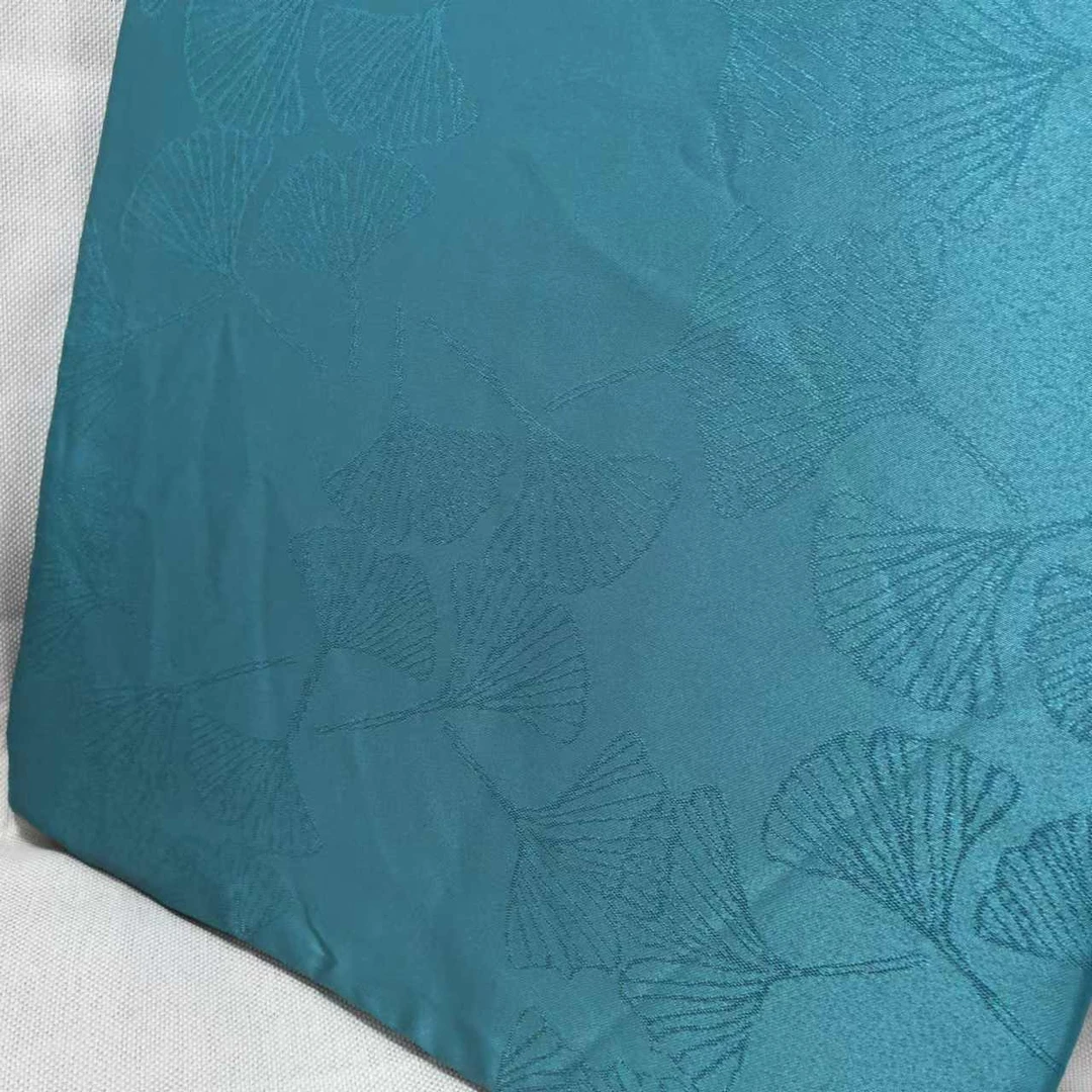 绿色吉祥银杏叶刺绣坐垫（海绵芯）多样发货出口级别