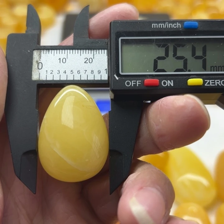 琥珀（矿物珀）未镶嵌裸石