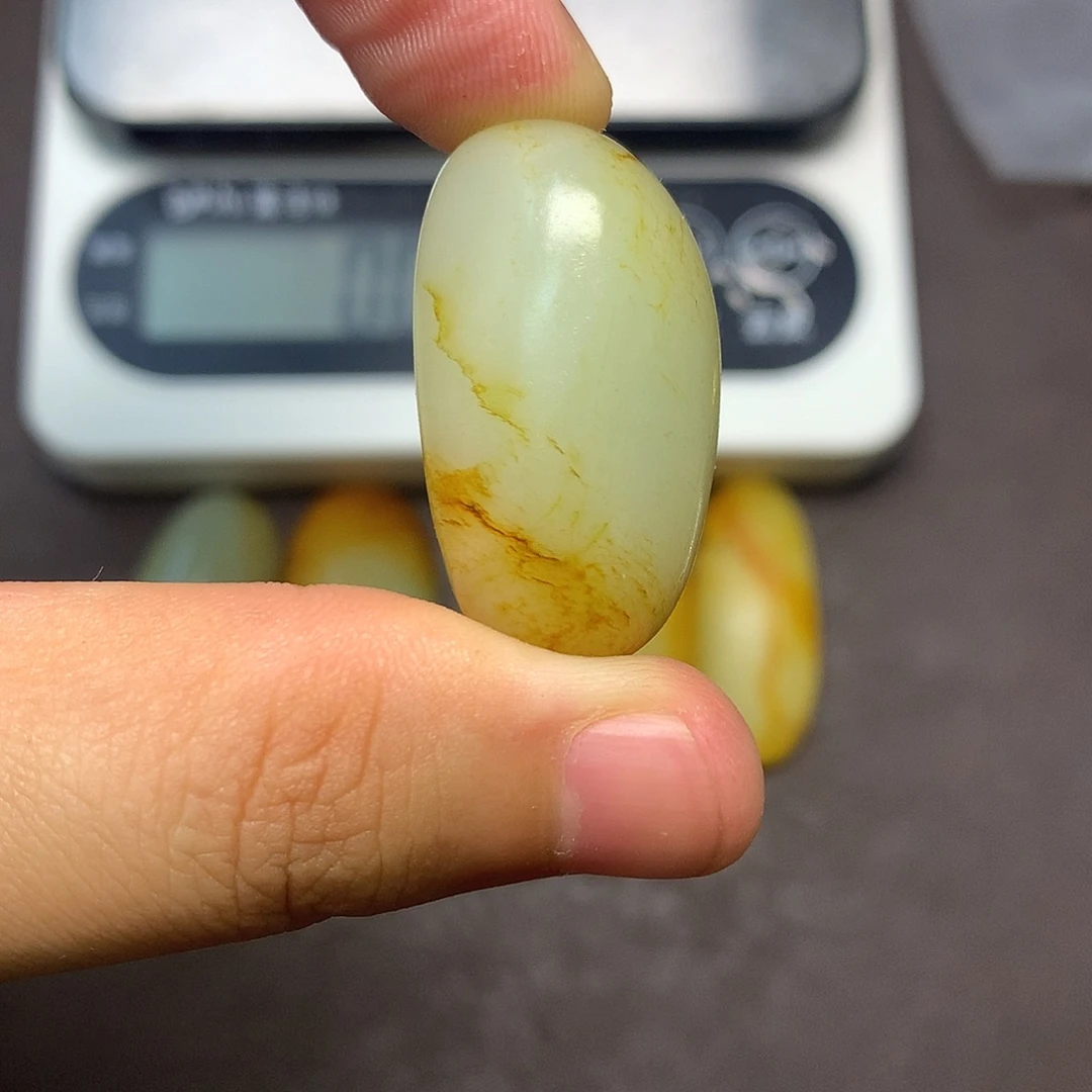 和田玉（糖玉）未镶嵌挂件