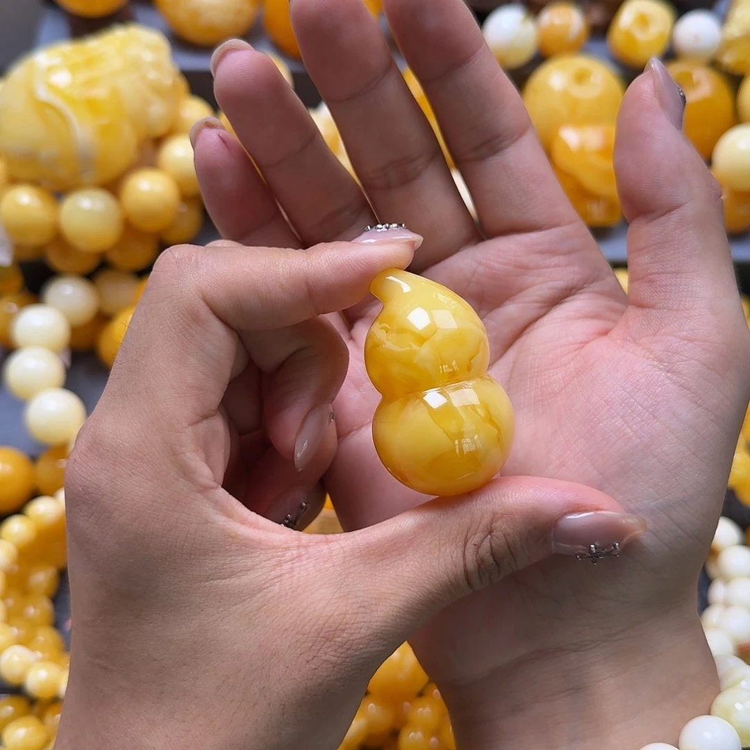 未镶嵌蜜蜡珠宝奇石