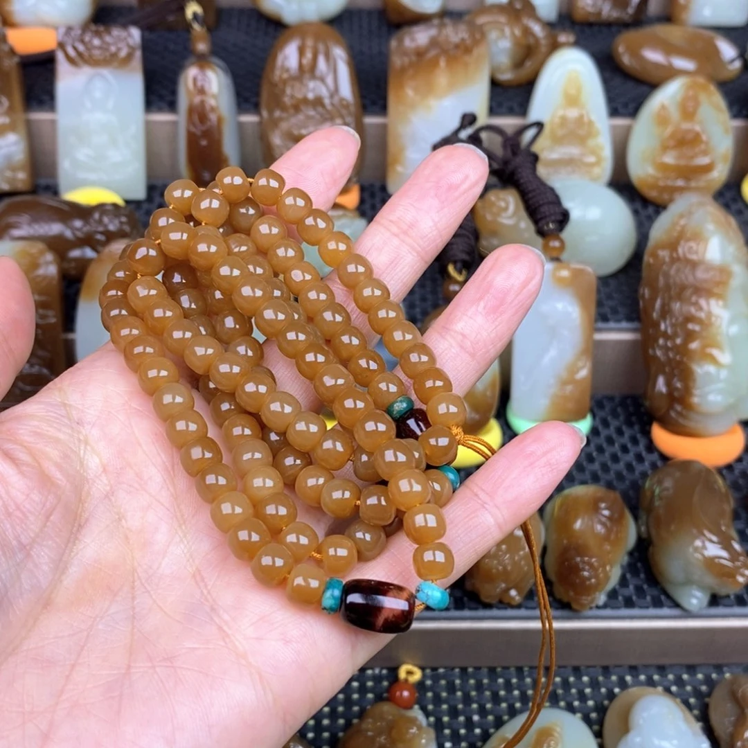 旭***和田玉未镶嵌颈饰