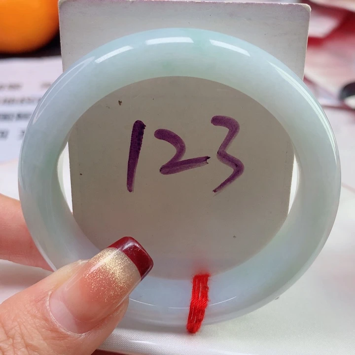 翡翠手镯未镶嵌天然翡翠52圈口