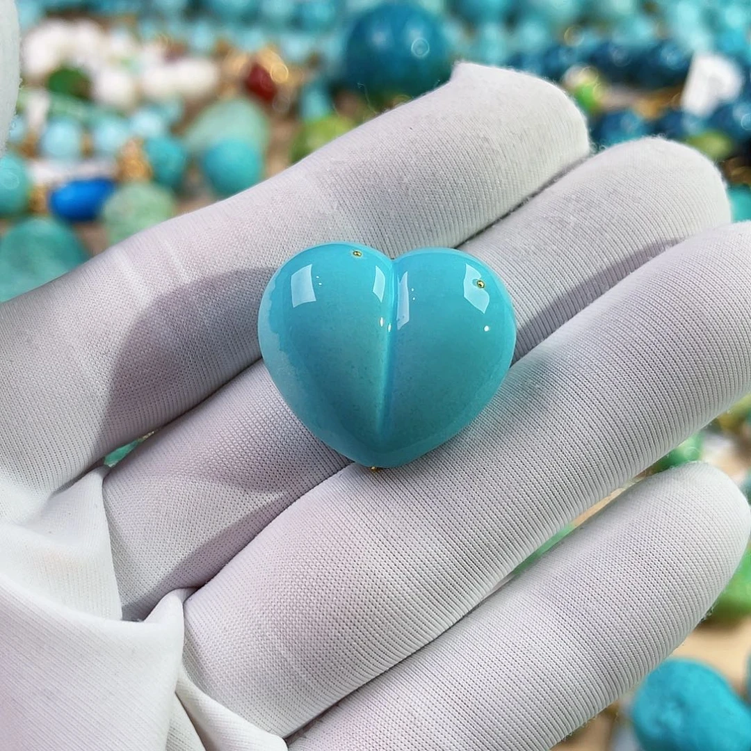 绿松石未镶嵌珠宝奇石