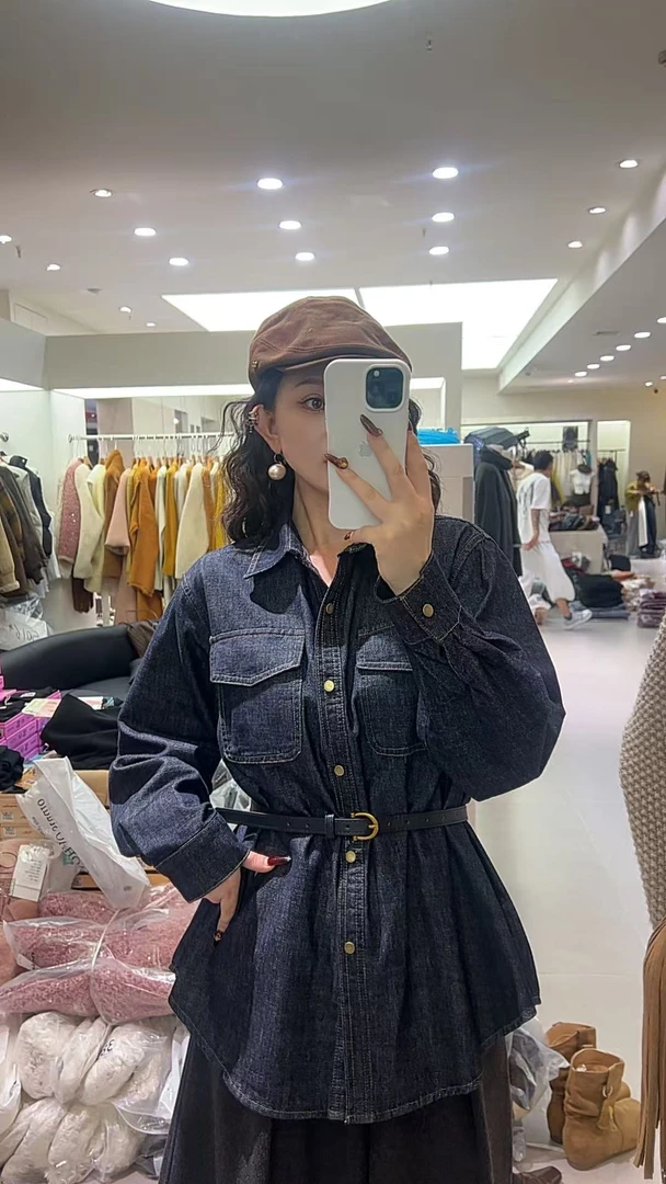 [DARUI]复古翻领单排扣牛仔衬衫女明线装饰外套配腰带-16652