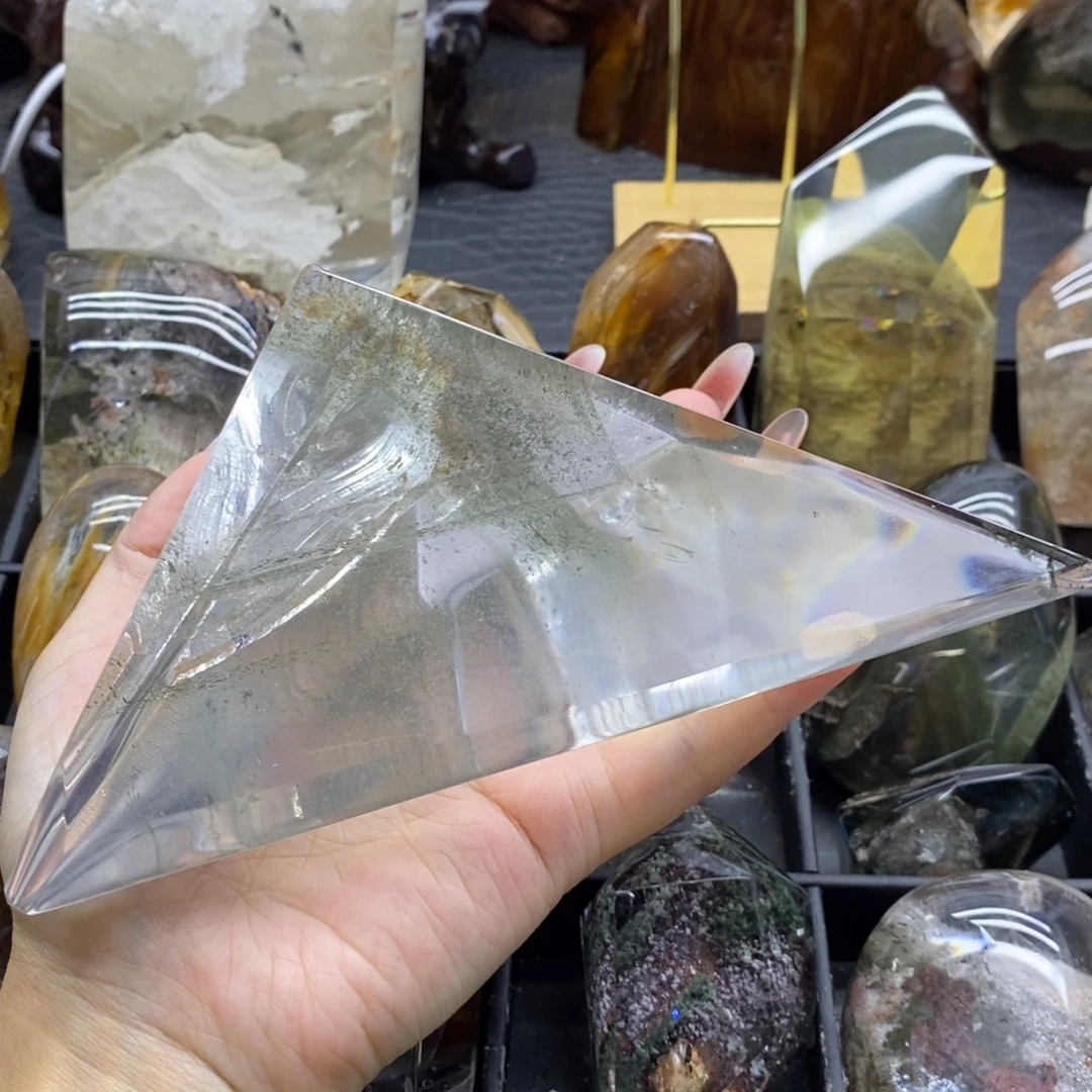青***崖未镶嵌珠宝半成品水晶