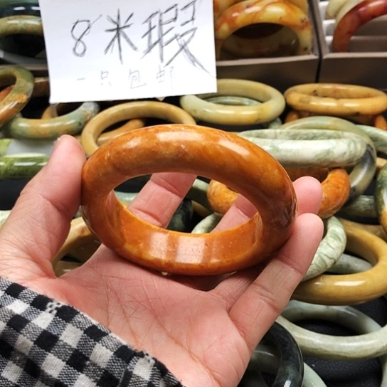 蛇纹石玉手镯未镶嵌乐***‘