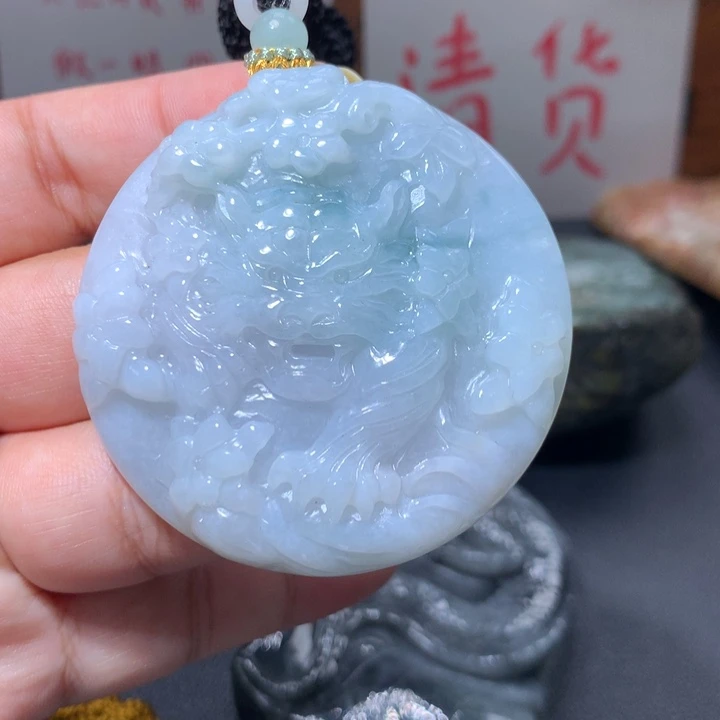 翡翠未镶嵌颈饰保真天然A货翡翠