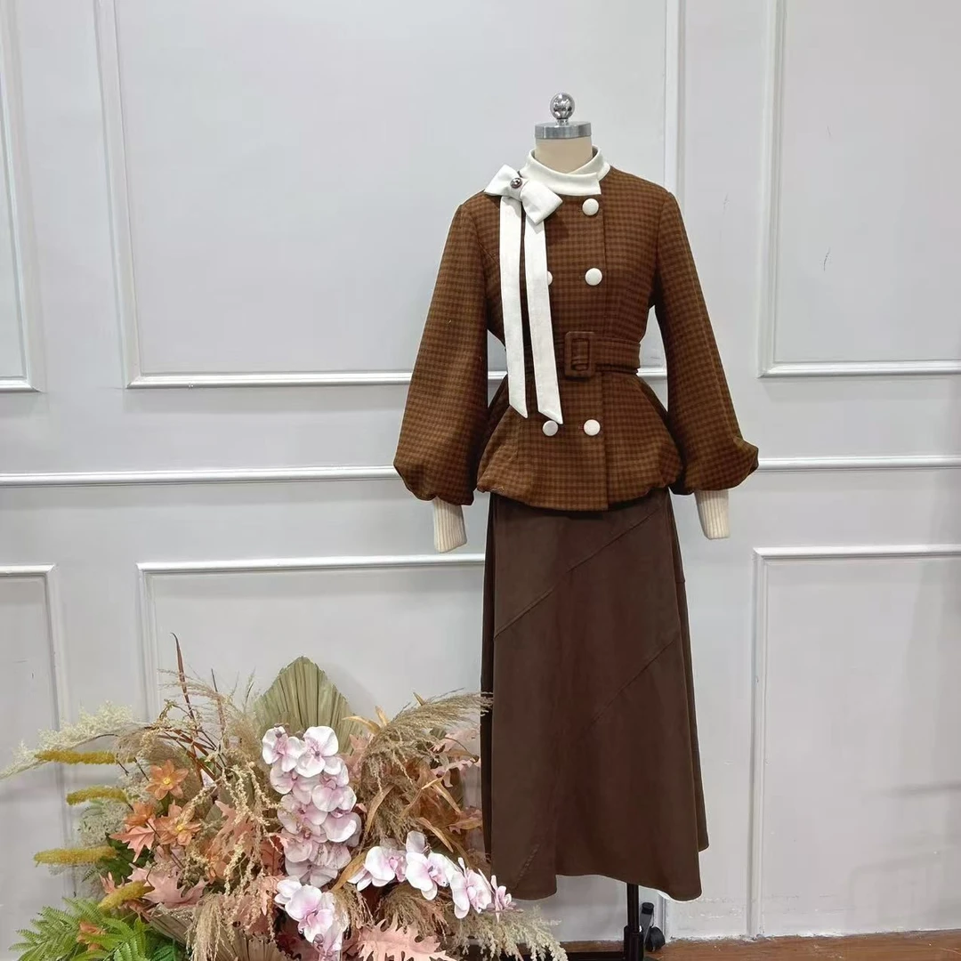 小八定制25年冬季新款时尚加厚保暖羽绒外套+半裙 12762 BCK