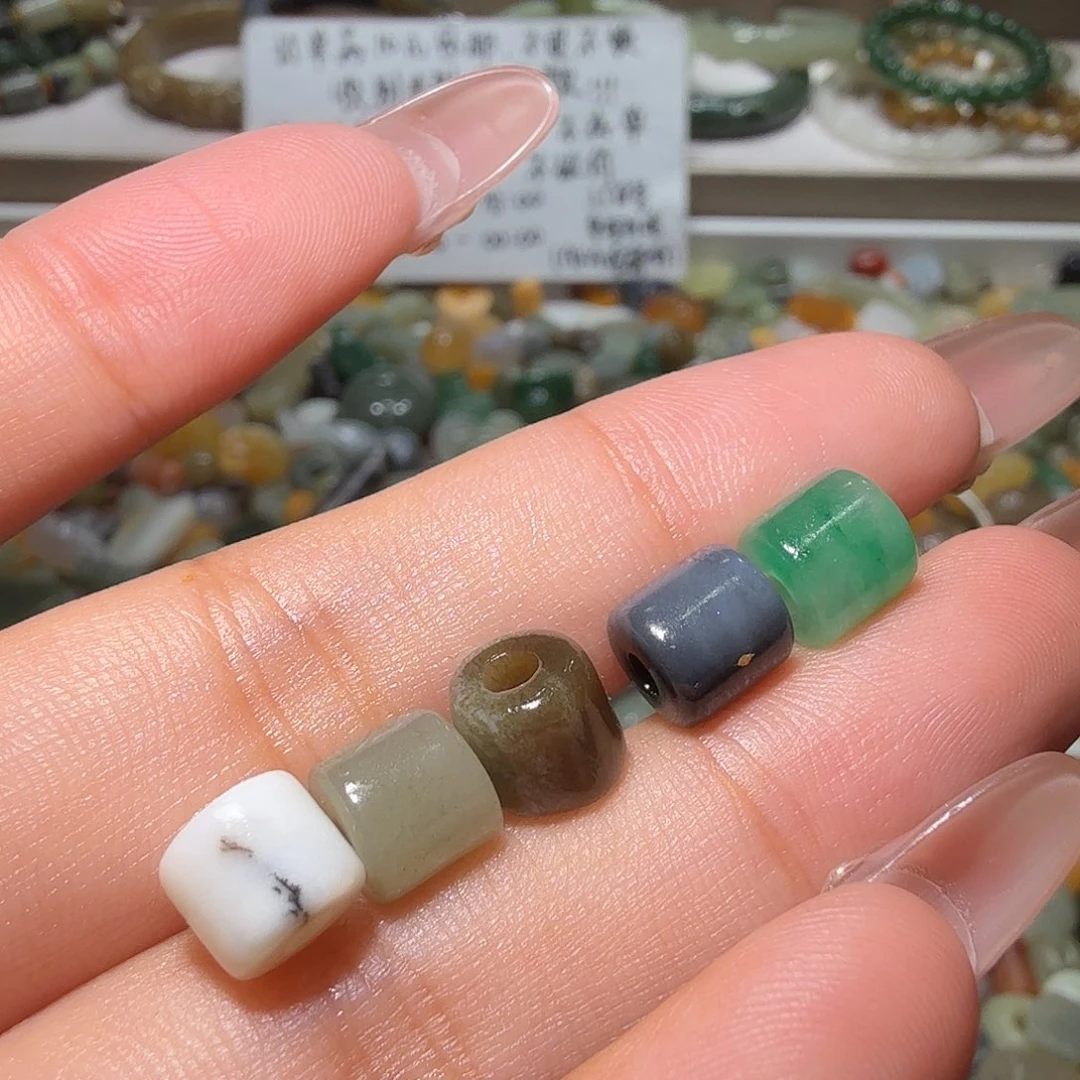 和田玉未镶嵌珠宝奇石