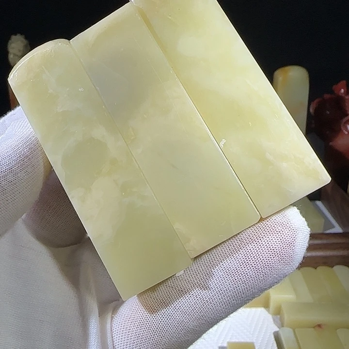 青田石青田封门冻