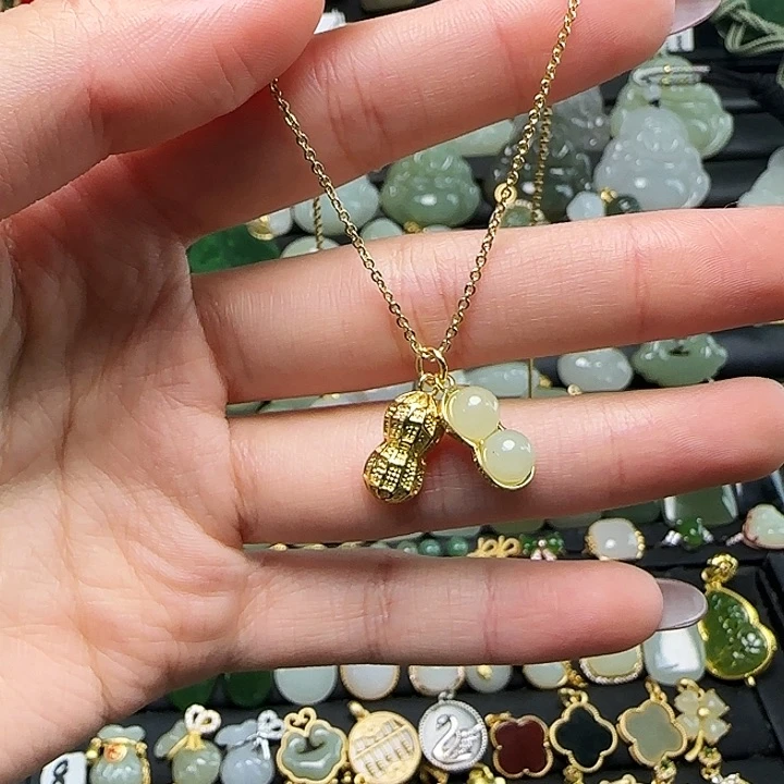 颈饰银S925镶嵌和田玉送链子送绳