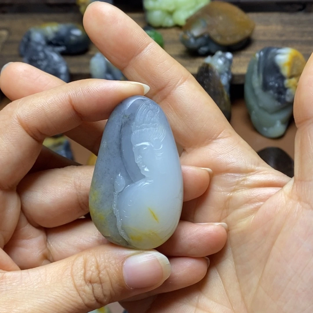 颈饰未镶嵌和田玉一****高