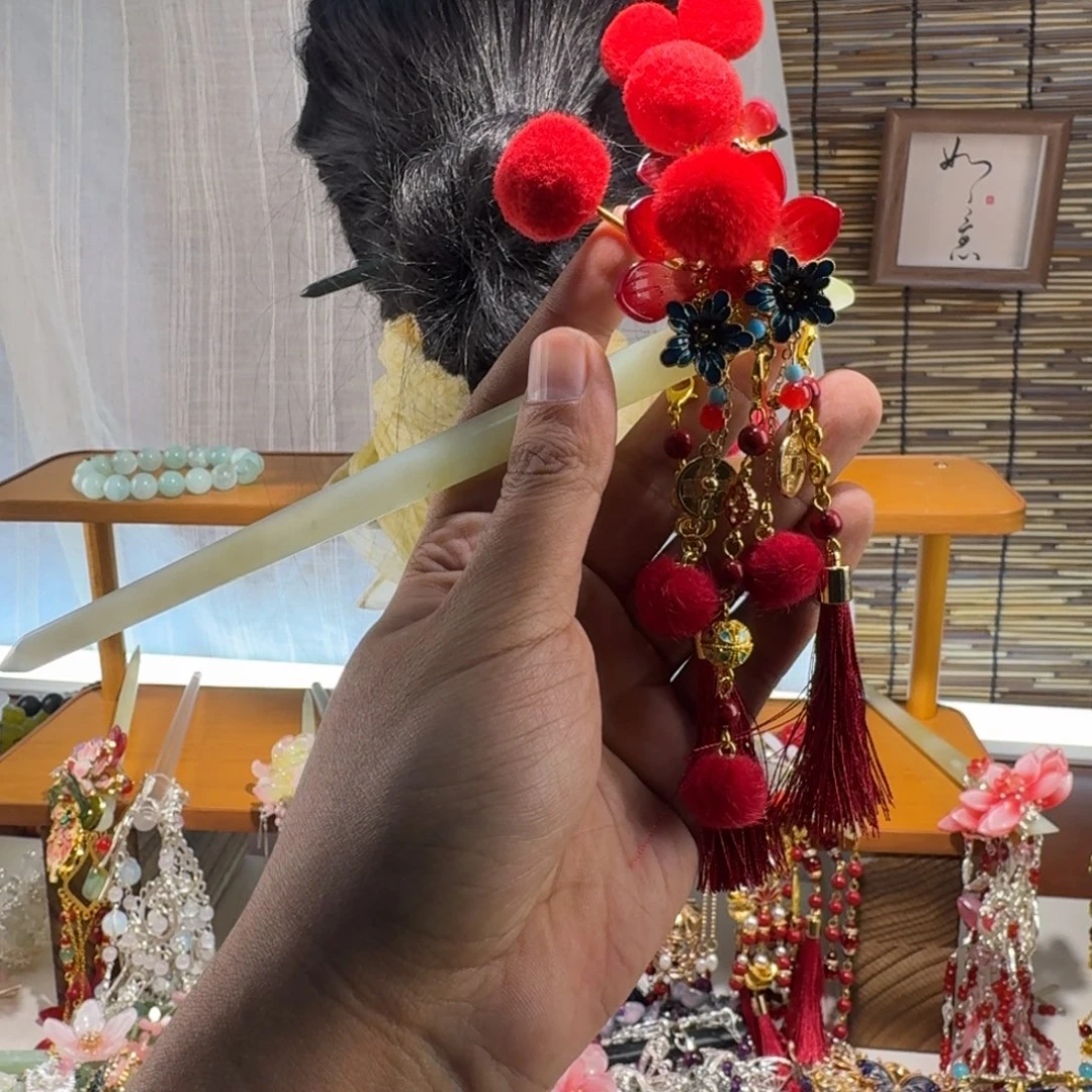 清***晏蛇纹石玉合金发饰