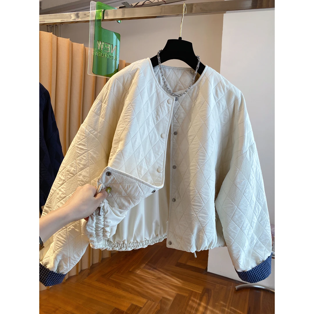 胖妹妹大码绗缝菱格棉服女秋冬2025年新款宽松无领薄款夹棉短外套