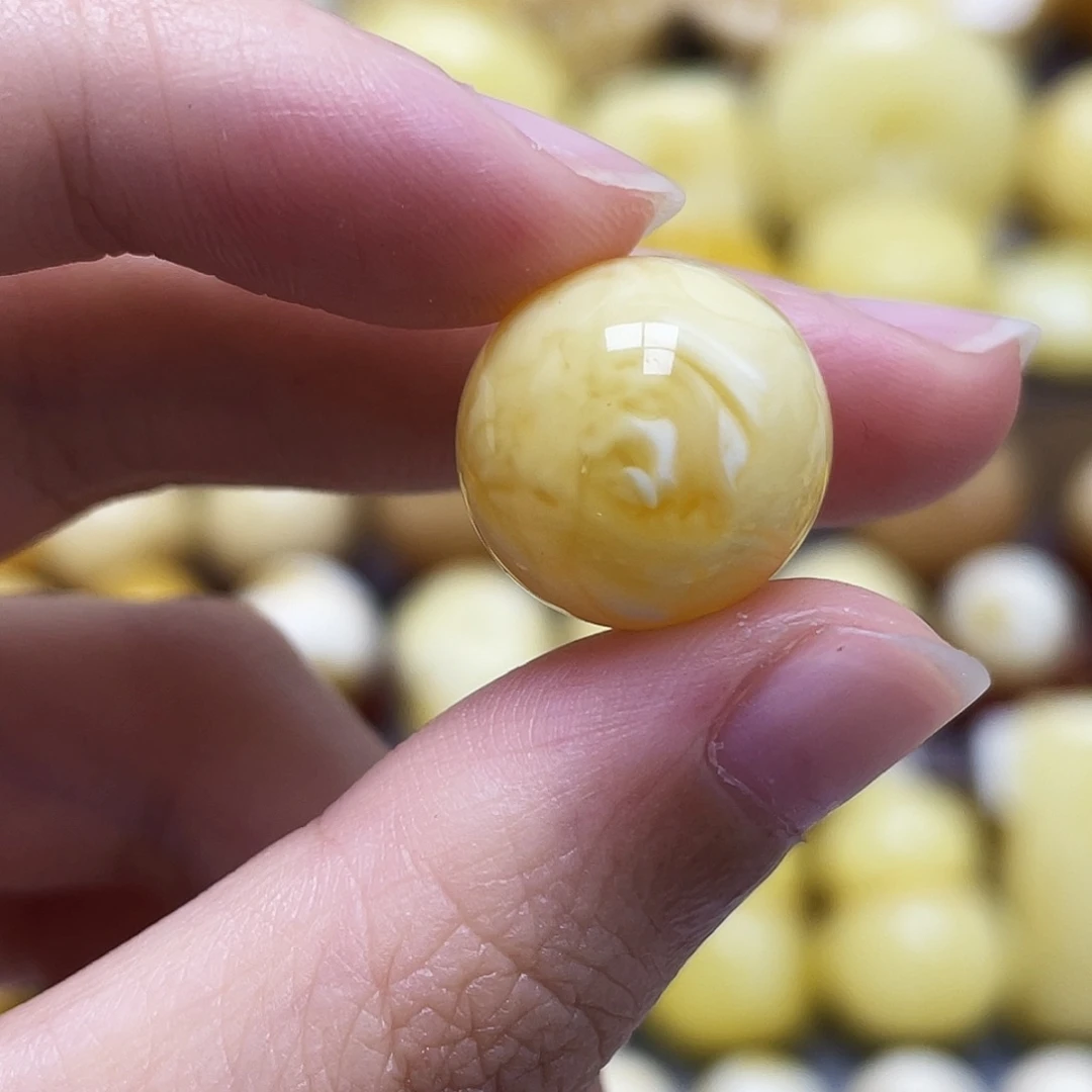 琥珀未镶嵌裸石15.2mm金溶洞白妖花圆珠瑕