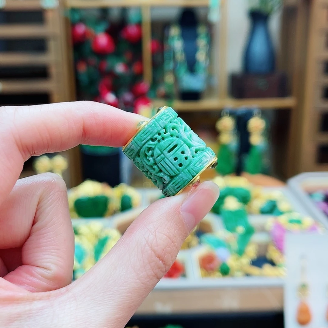 颈饰银S925镶嵌翡翠48小时鉴赏期1