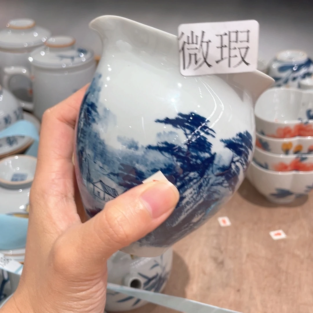 釉下手绘茶具微瑕