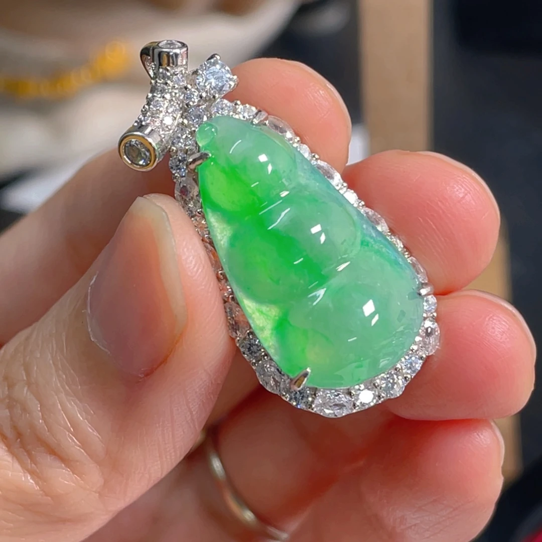 乘***浪翡翠银S925镶嵌吊坠(不含链)