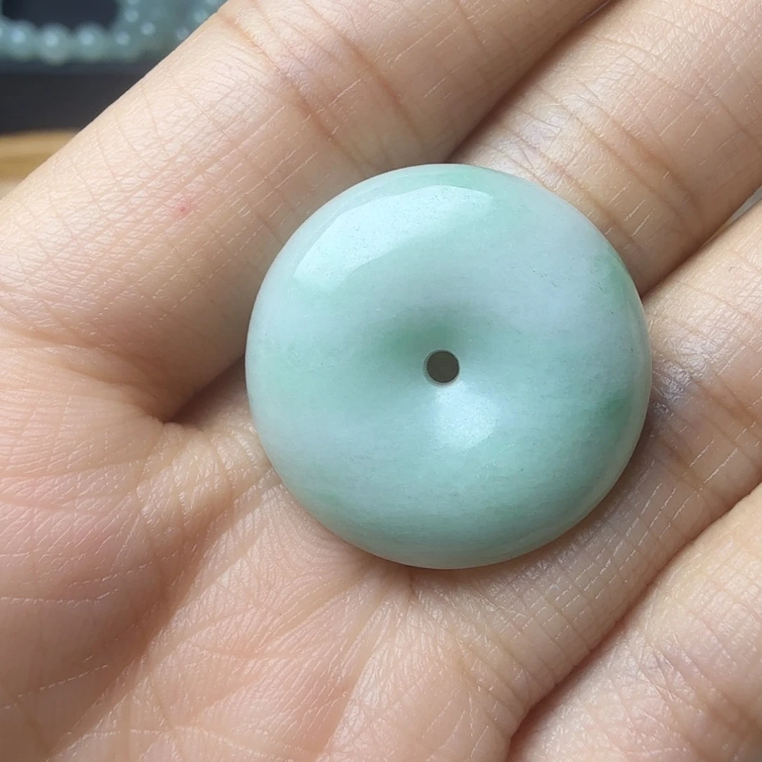 翡翠未镶嵌颈饰天然缅甸翡翠A货