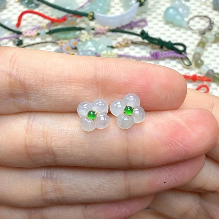 随***流18K金镶嵌翡翠耳饰79999999