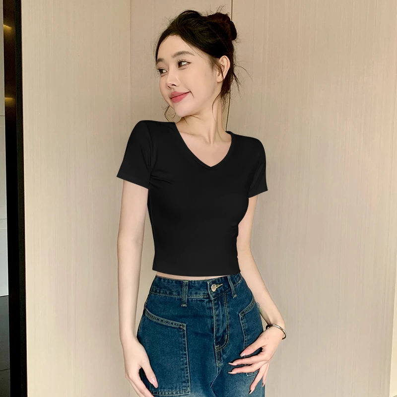 黑色短款洋气上衣女V领短袖t恤2025新款夏高腰设计感露肚脐装纯欲