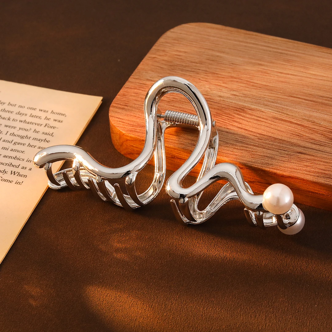 个性少女风网红夹子日韩鲨鱼夹高级感气质抓夹发卡发夹冷淡风女