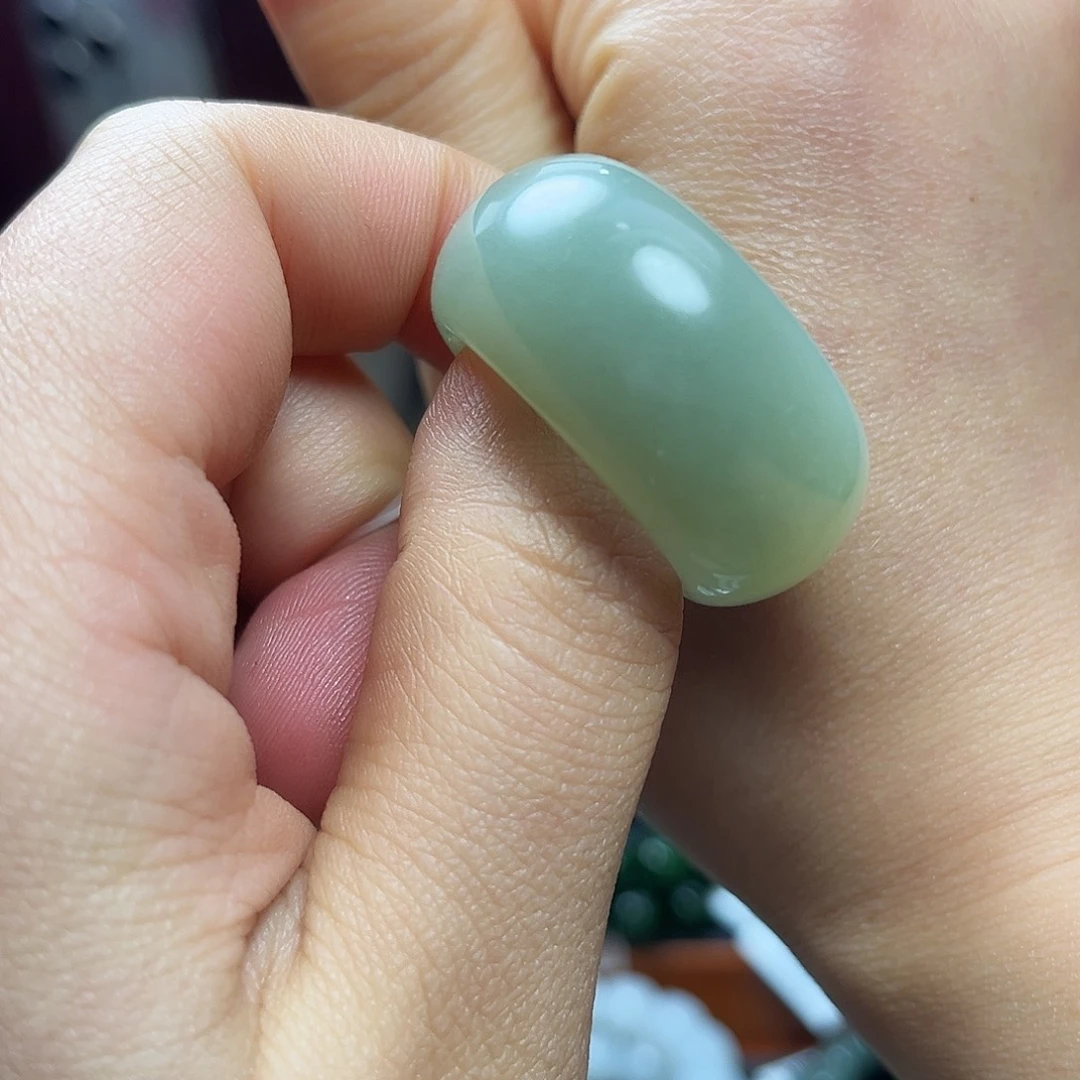 和田玉未镶嵌戒指